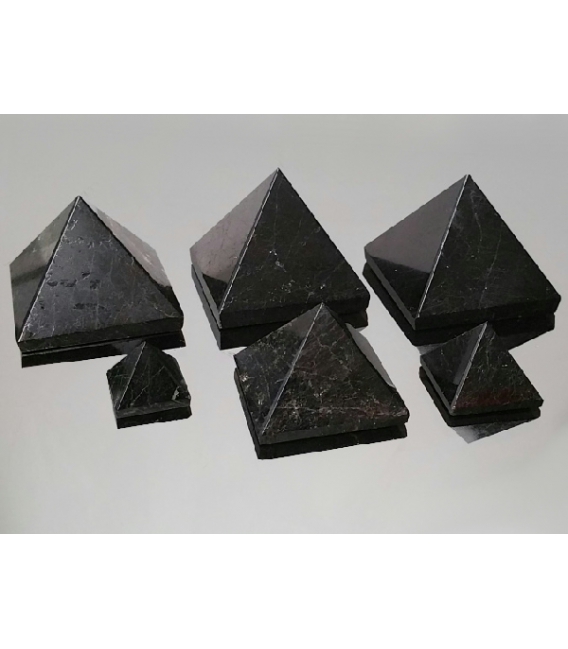 Lote piramide turmalina 40/70mm (1kg)