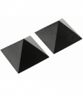 Pirámide de shungita pulida de 4x4cm